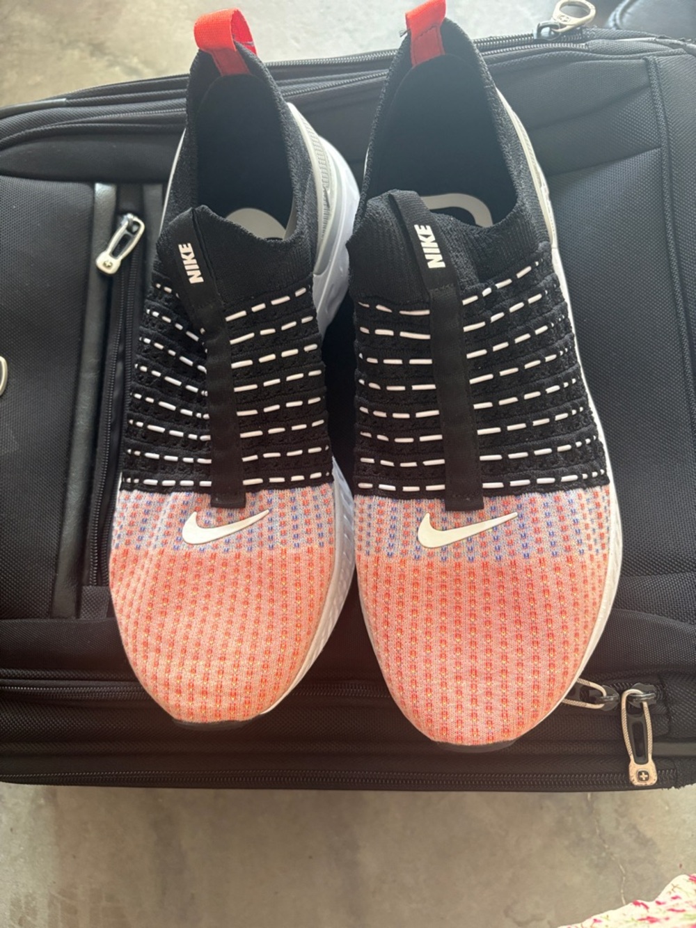 Nike Men’s Slip-On Knit Sneakers in Black and Coral-Red retail price 237